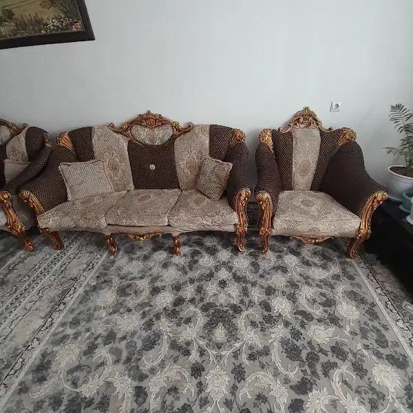 مبل طرح سلطنتی|مبلمان خانگی و میز عسلی|شهرکرد, |دیوار