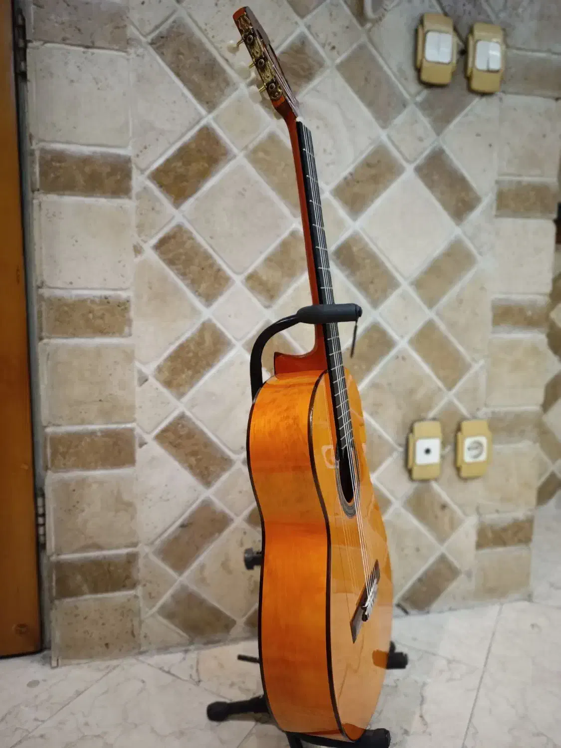 گیتار فلامنکو اسپانیایی CONDE HERMANOS|گیتار، بیس، امپلیفایر|تهران, سهروردی|دیوار