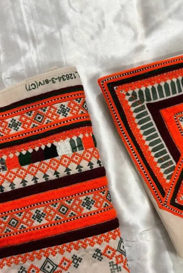 سبزو یا سیوک|لباس|سراوان, |دیوار