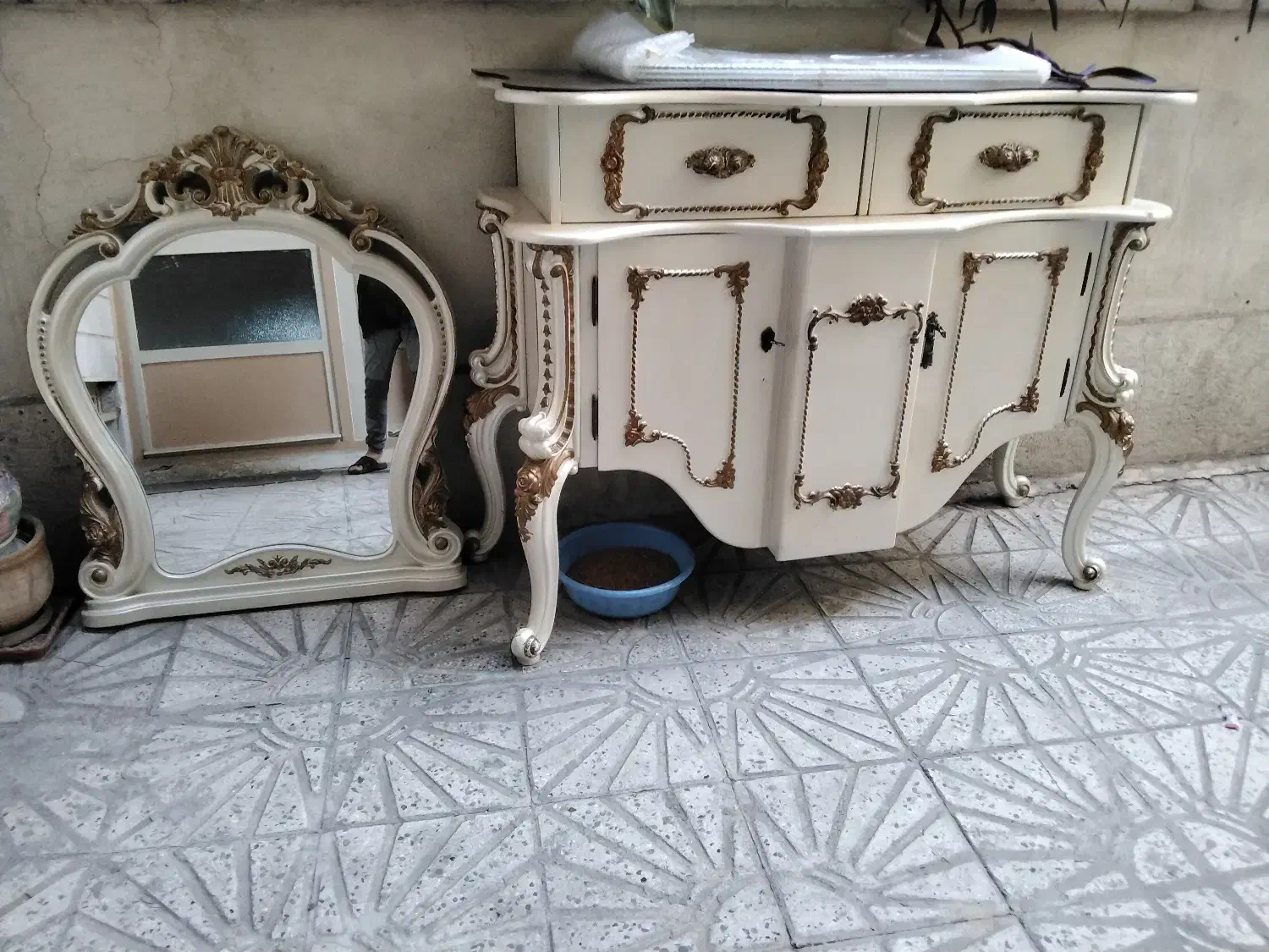 بوفه ویترین دار و کنسول و آینه|بوفه، ویترین، کنسول|رامشیر, |دیوار