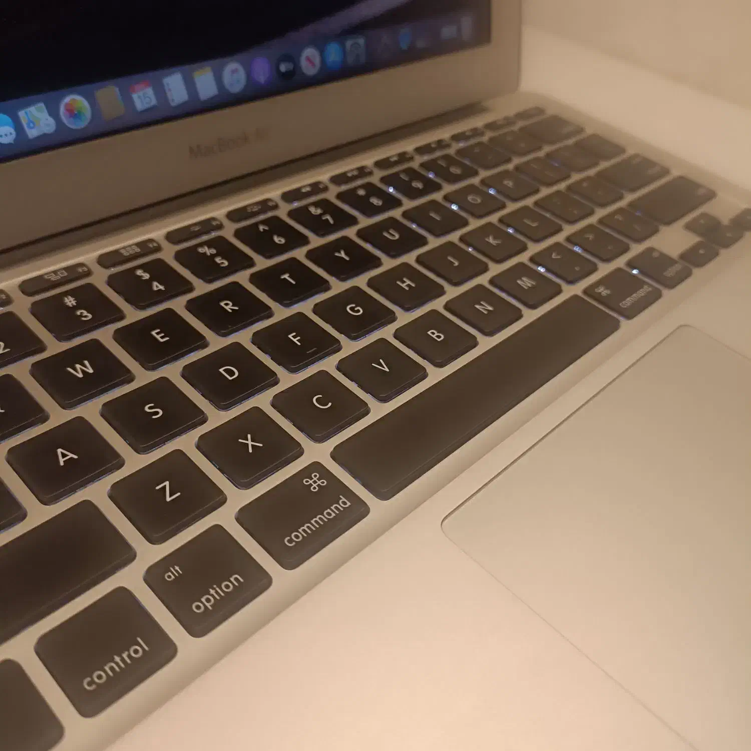 لپتاپ اپل مک‌بوک MacBook Air خیلی تمیز|رایانه همراه|کرمان, |دیوار