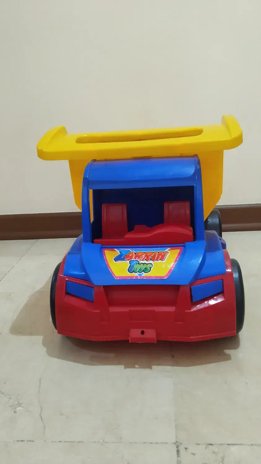 کامیون بزرگ زرین تویز سوپر معدن|اسباببازی بچه|تهران, هروی|دیوار