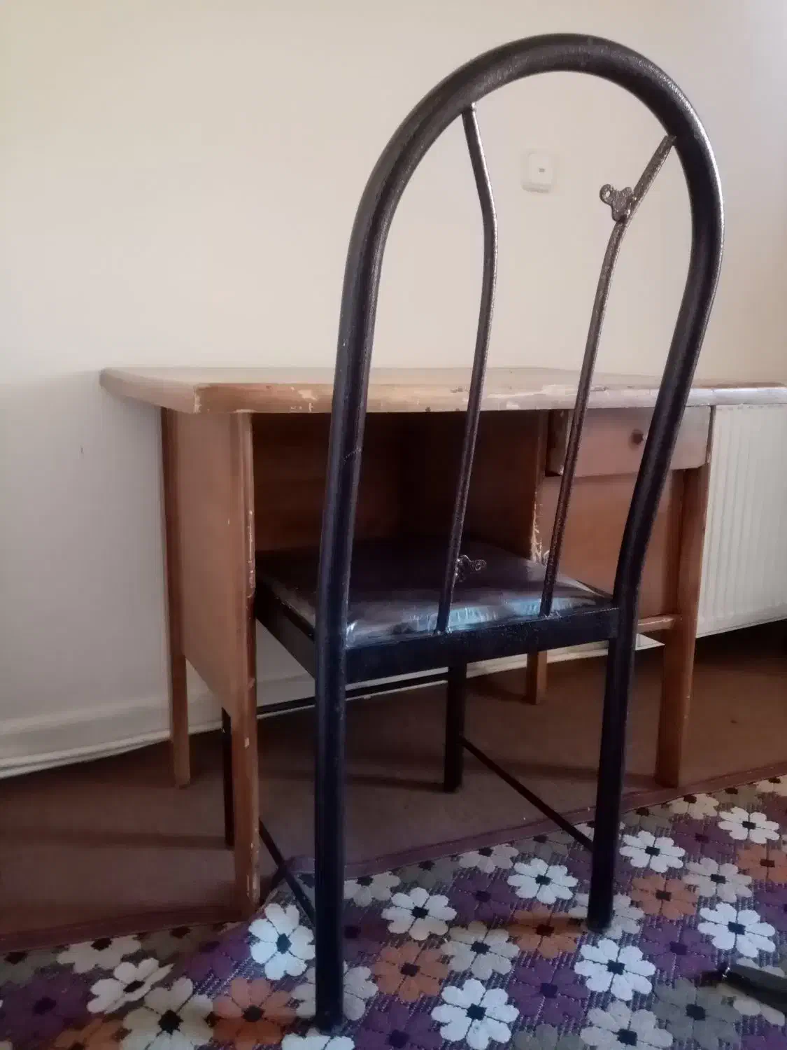 میز تحریر و صندلی|میز تحریر و کامپیوتر|مشهد, تربیت (صدف)|دیوار