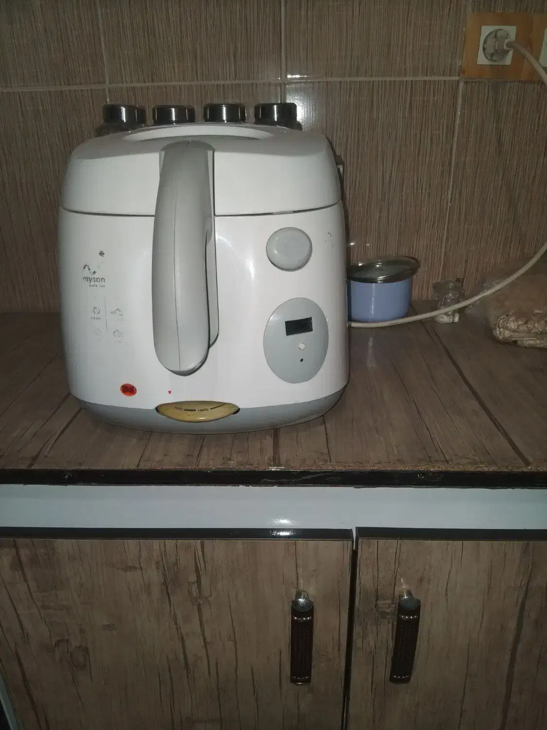 سرخ کن|سایر لوازم برقی|بیستون, |دیوار