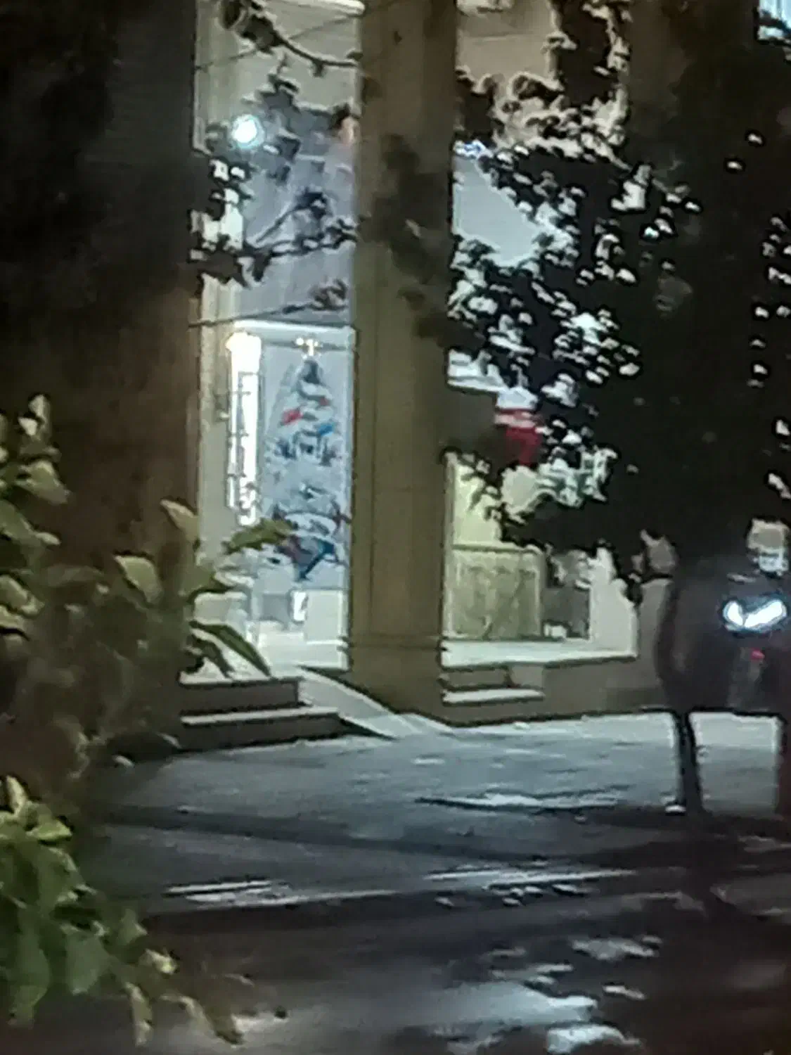 همکار آقا آرایشگر|خدمات آرایشگری و زیبایی|شیراز, شهرک رضوان|دیوار