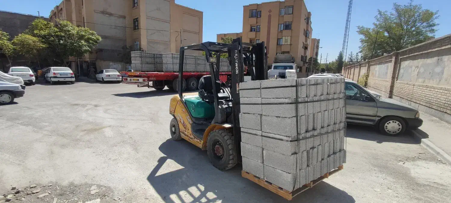 لیفتراک سیار ۲.۵ تن|خدمات حمل و نقل|مشهد, الهیه|دیوار