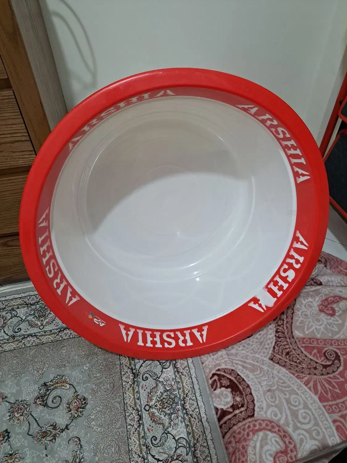 لگن  خیلی بزرگ تمیز وسالم|ظروف نگهدارنده، پلاستیکی، یک‌بارمصرف|تهران, شهرک ولیعصر جنوبی|دیوار