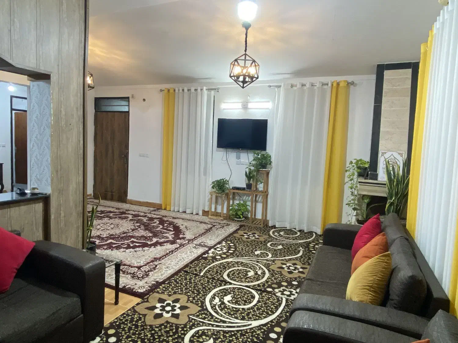 ویلای دربست دوخوابه ساحلی|اجارهٔ کوتاهمدت آپارتمان و سوئیت|محمودآباد, |دیوار