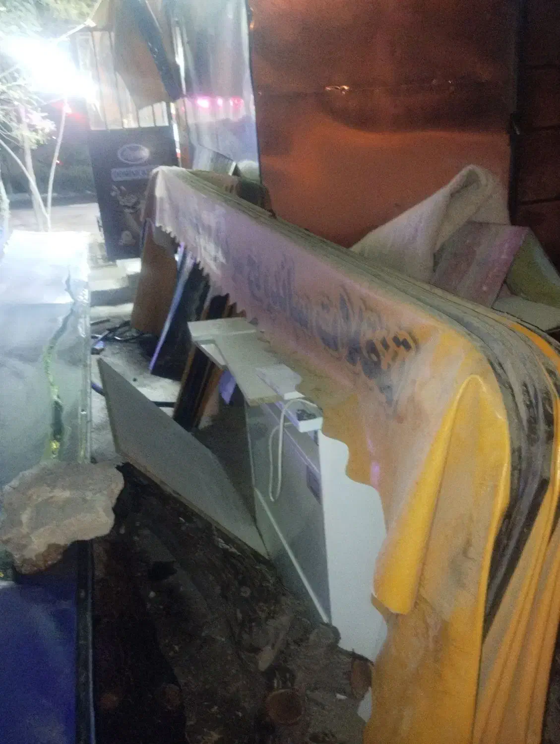 ۳عددچادرسایه بونه مغازه ودکه|فروشگاه و مغازه|پرند, فاز ۲|دیوار