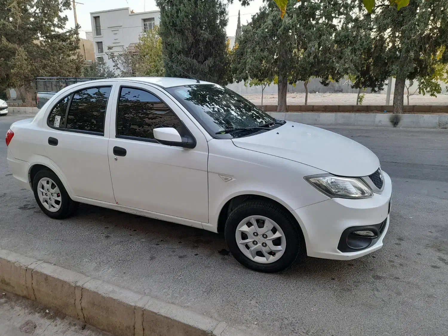 ساینا sمدل1402|خودرو سواری و وانت|شیراز, جوادیه|دیوار