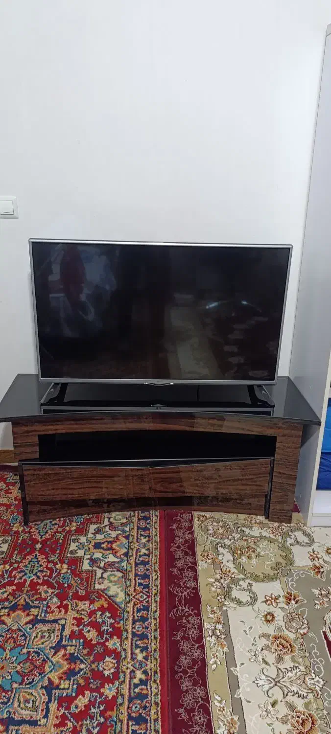 تلویزیون ال جی 42اینج|تلویزیون و پروژکتور|مراغه, |دیوار