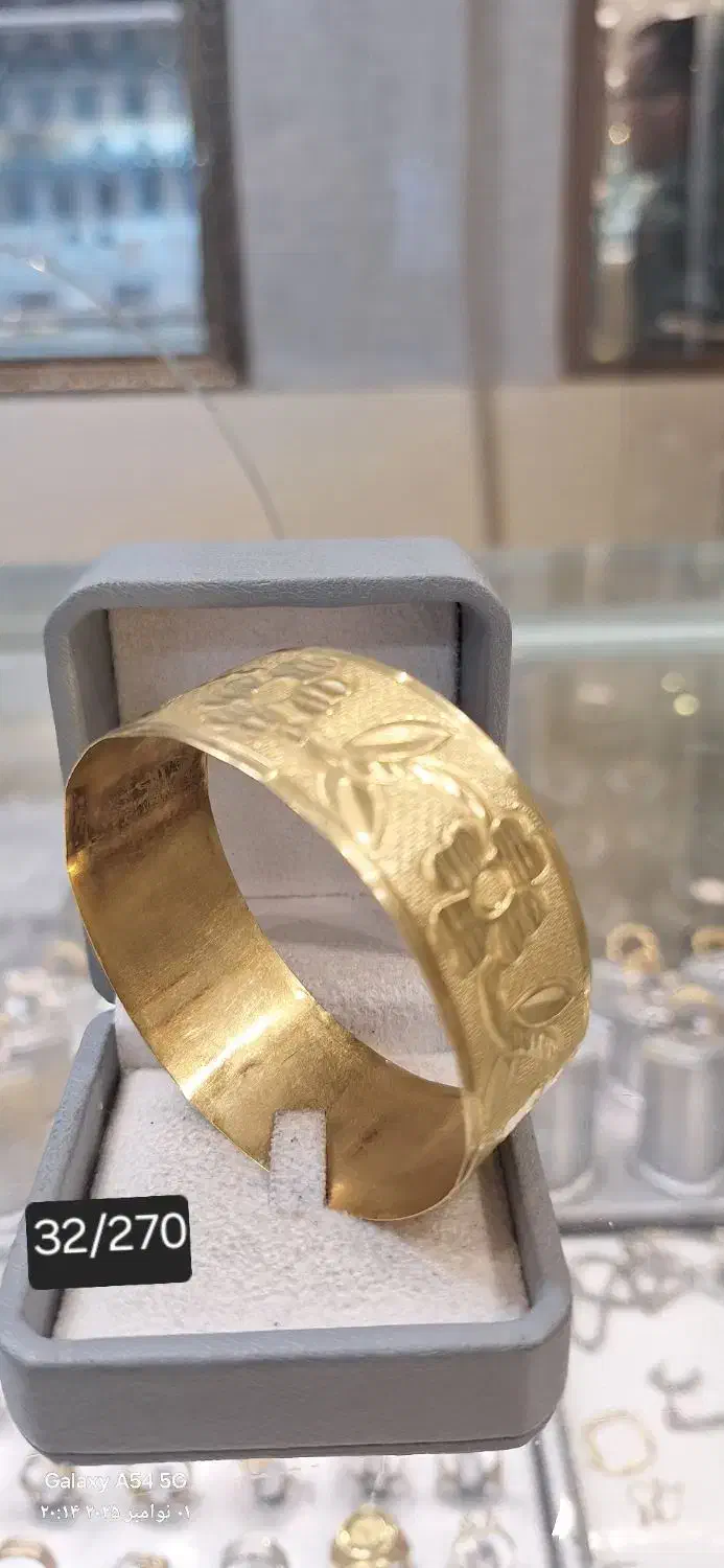 النگو تک دست|جواهرات|شیراز, شاهچراغ|دیوار