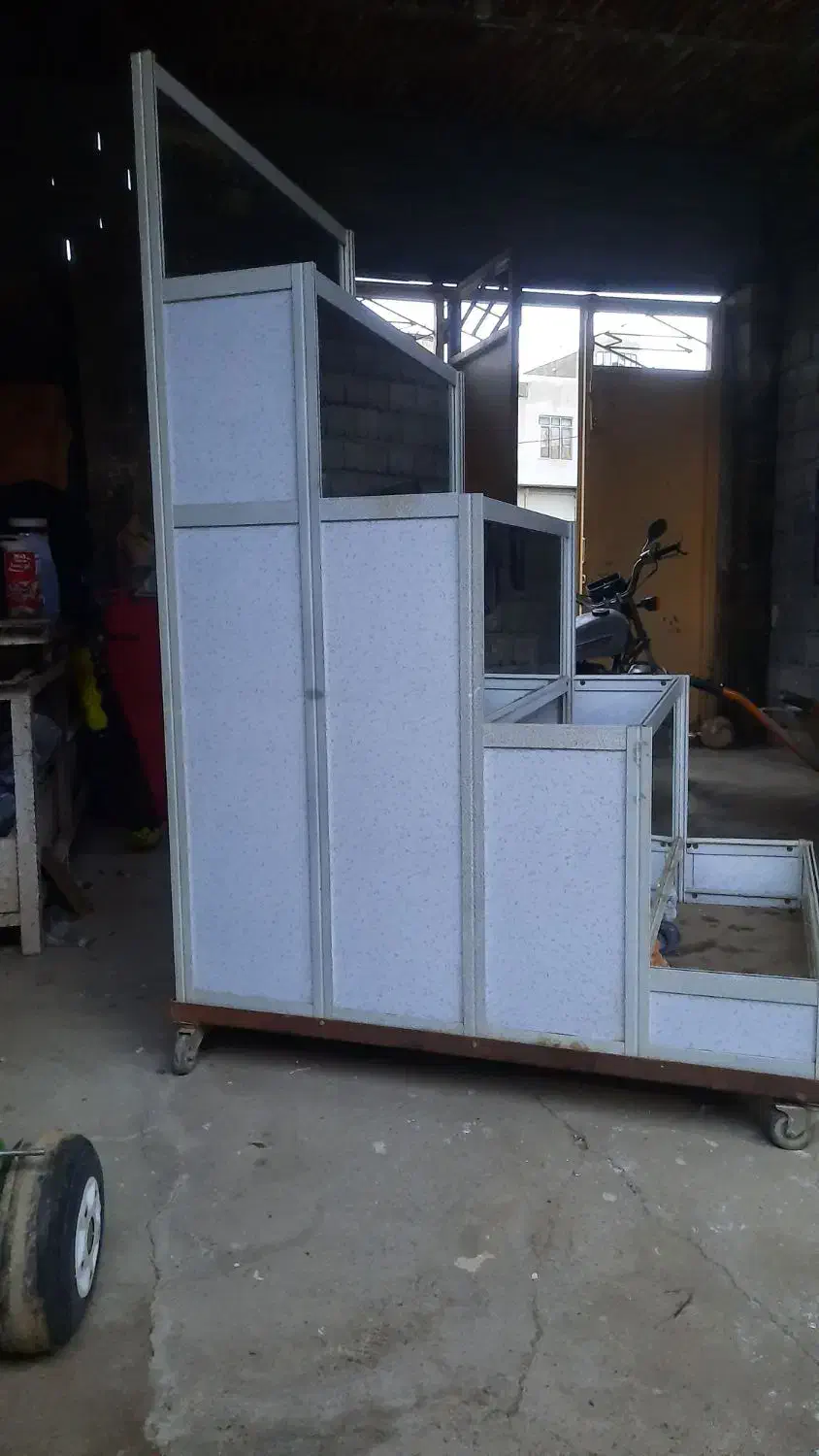 ویترین  آلومینیومی|بوفه، ویترین، کنسول|سقز, |دیوار