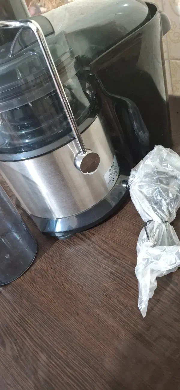 آبمیوه گیری تک کاره کاملا نو|آبمیوهگیر و آبمرکباتگیر|نیشابور, پاستور|دیوار