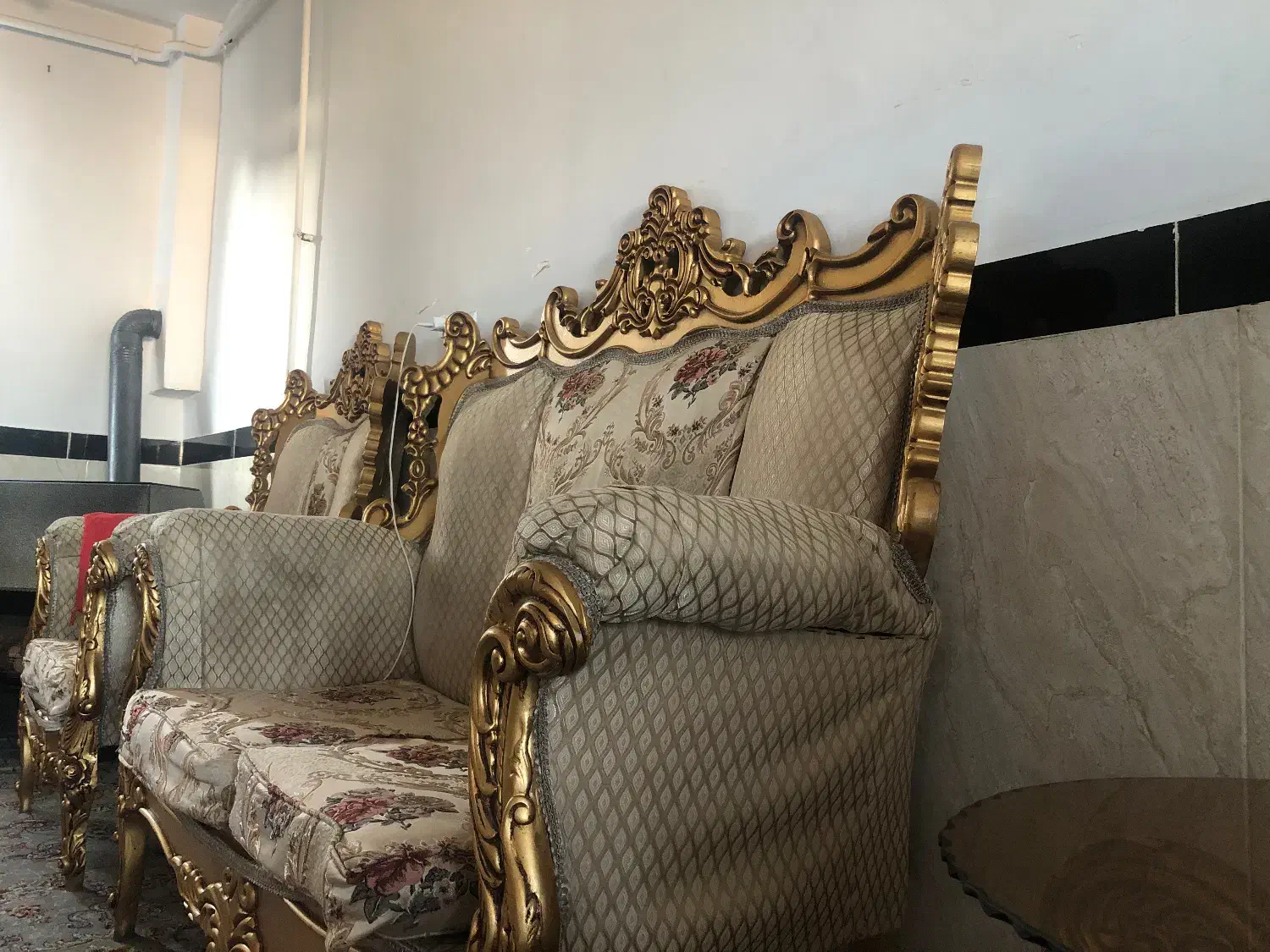 مبل سلطنتی۹نفره با سه تا عسلی|مبلمان خانگی و میز عسلی|مریوان, |دیوار