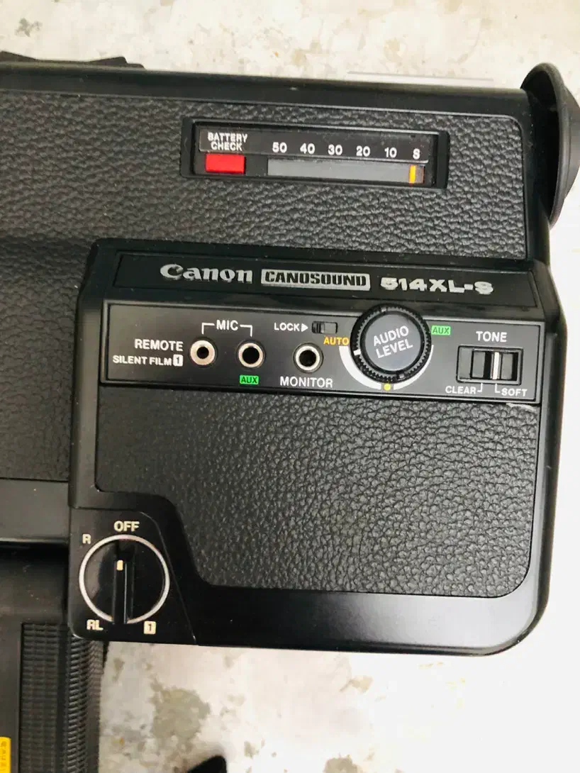 دوربین کنون کلکسیونی نو نو بدون خط و خش|دوربین عکاسی و فیلمبرداری|تهران, زعفرانیه|دیوار