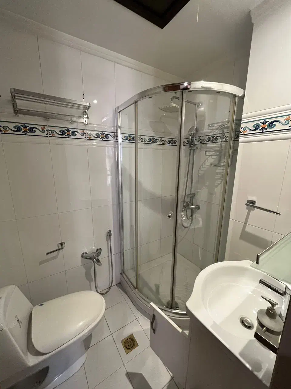 ۱۵۰متر ۳خواب نیاوران /خانواده مذهبی