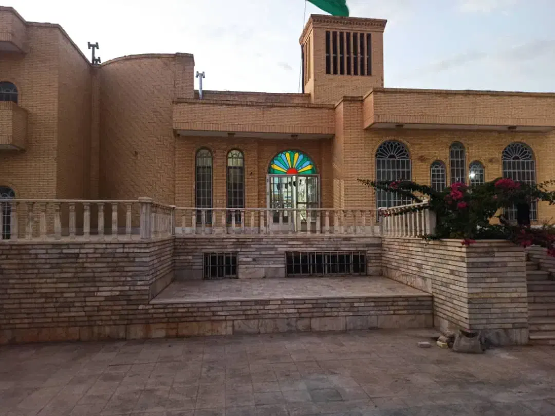 خانه مسکونی مناسب برای مدرسه رستوران ادارات و...|اجارهٔ خانه و ویلا|رفسنجان, |دیوار