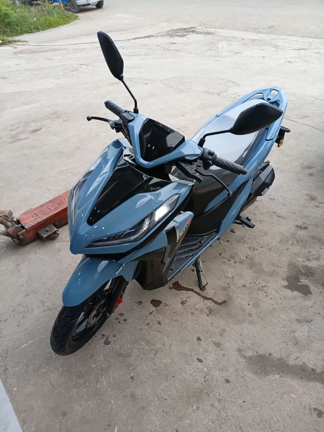کلیک 170 cc کبیر|موتورسیکلت|رشت, منظریه|دیوار