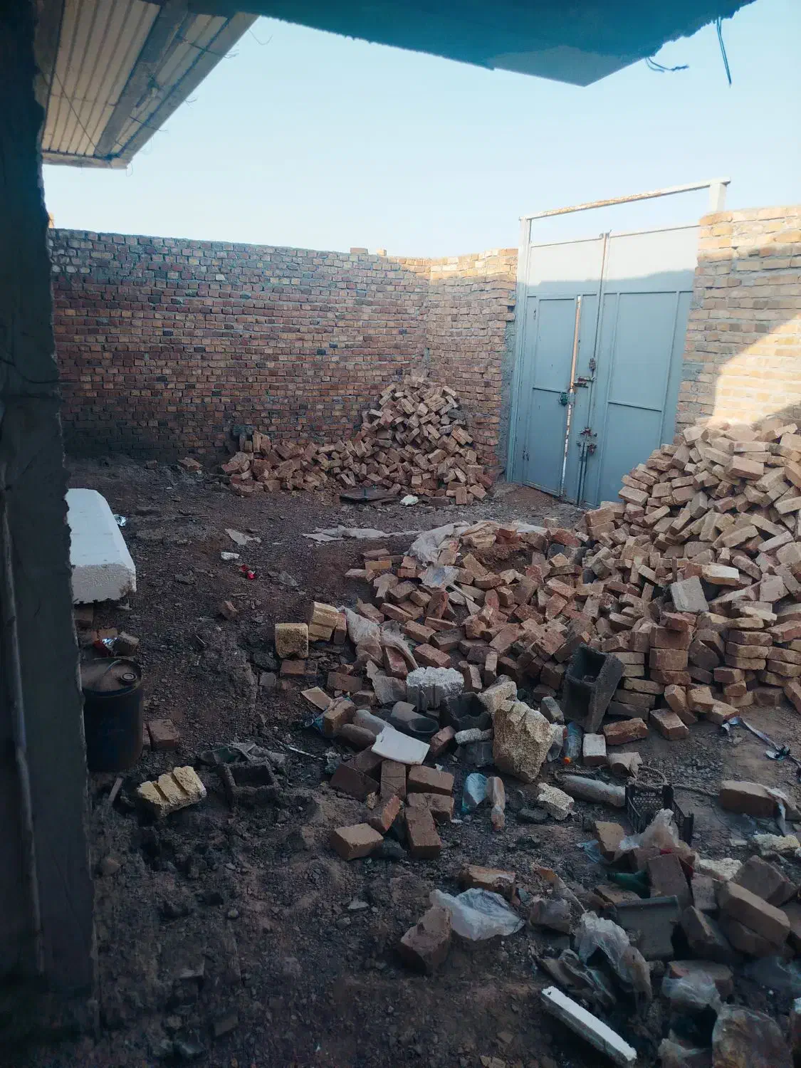 منزل نیمه کاره درسیادک|فروش خانه و ویلا|زاهدان, |دیوار