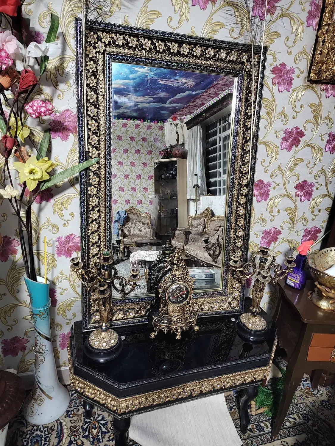 آینه و شمعدانی|آینه|یزد, |دیوار