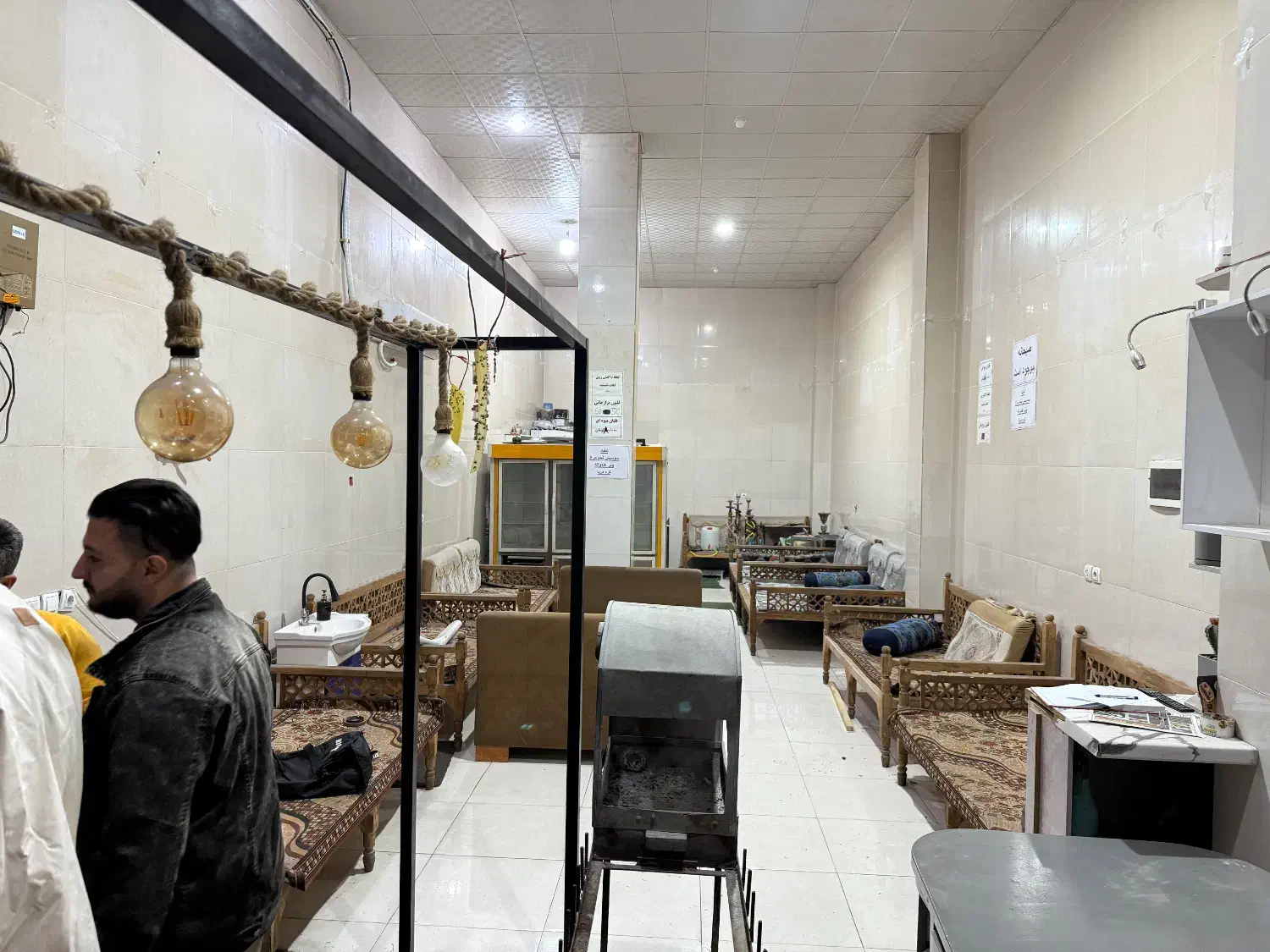 وسایل کافه به مناسبت ترین قیمت تکی وکلی|فروشگاه و مغازه|شیراز, میانرود|دیوار