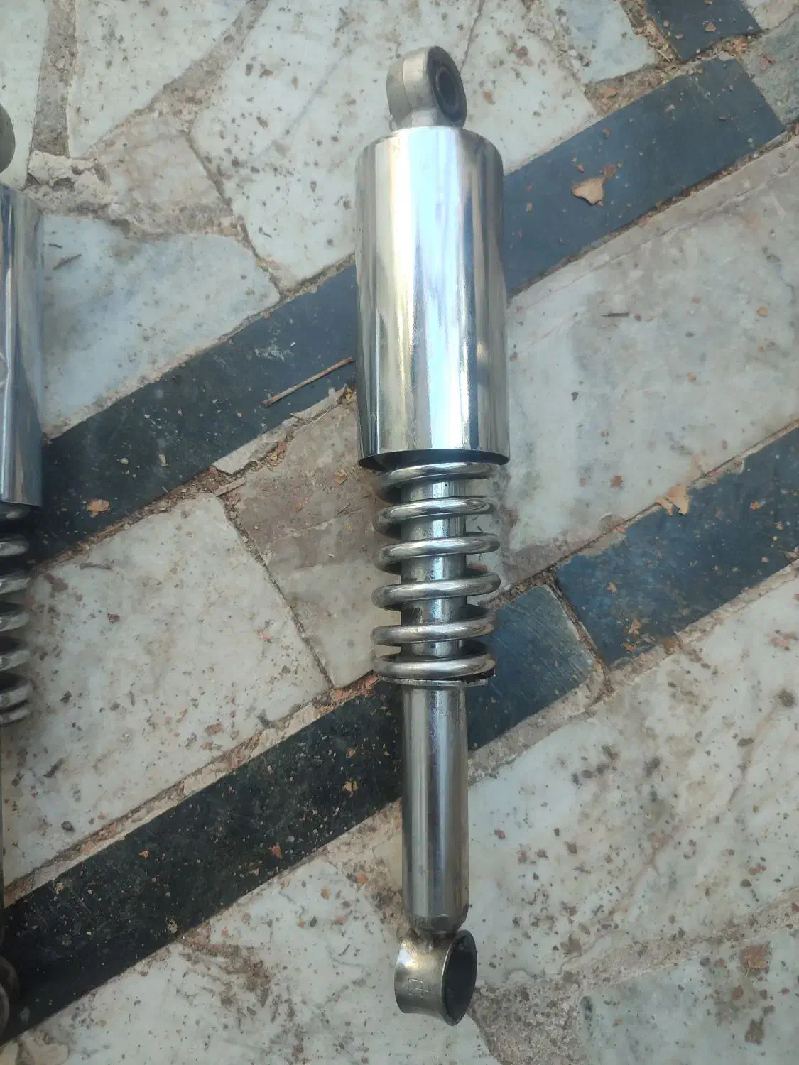 کمک عقب هندا قدیمی|قطعات یدکی و لوازم جانبی|بیرجند, |دیوار