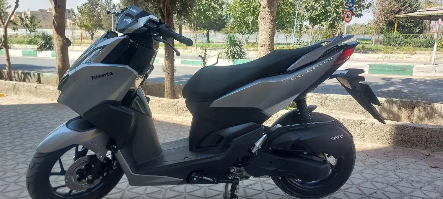 فروش یک دستگاه موتوربلنتامدل۱۴۰۲|موتورسیکلت|لنجان, |دیوار