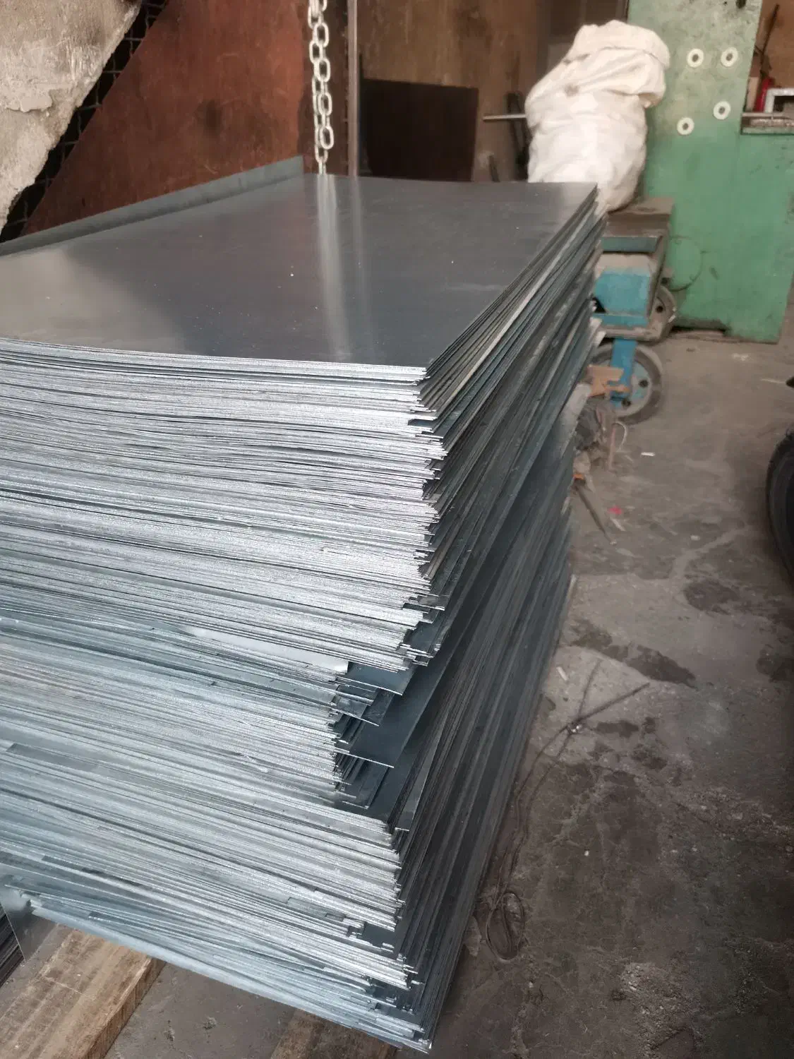 ورق آهن|عمده‌فروشی|ری, بازار آهن|دیوار