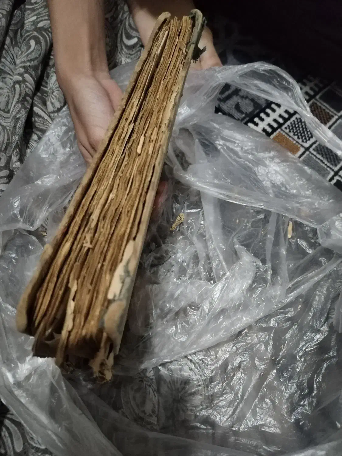 کتاب دعا نویسی|کتاب و مجله تاریخی|مشهد, رباط طرق|دیوار