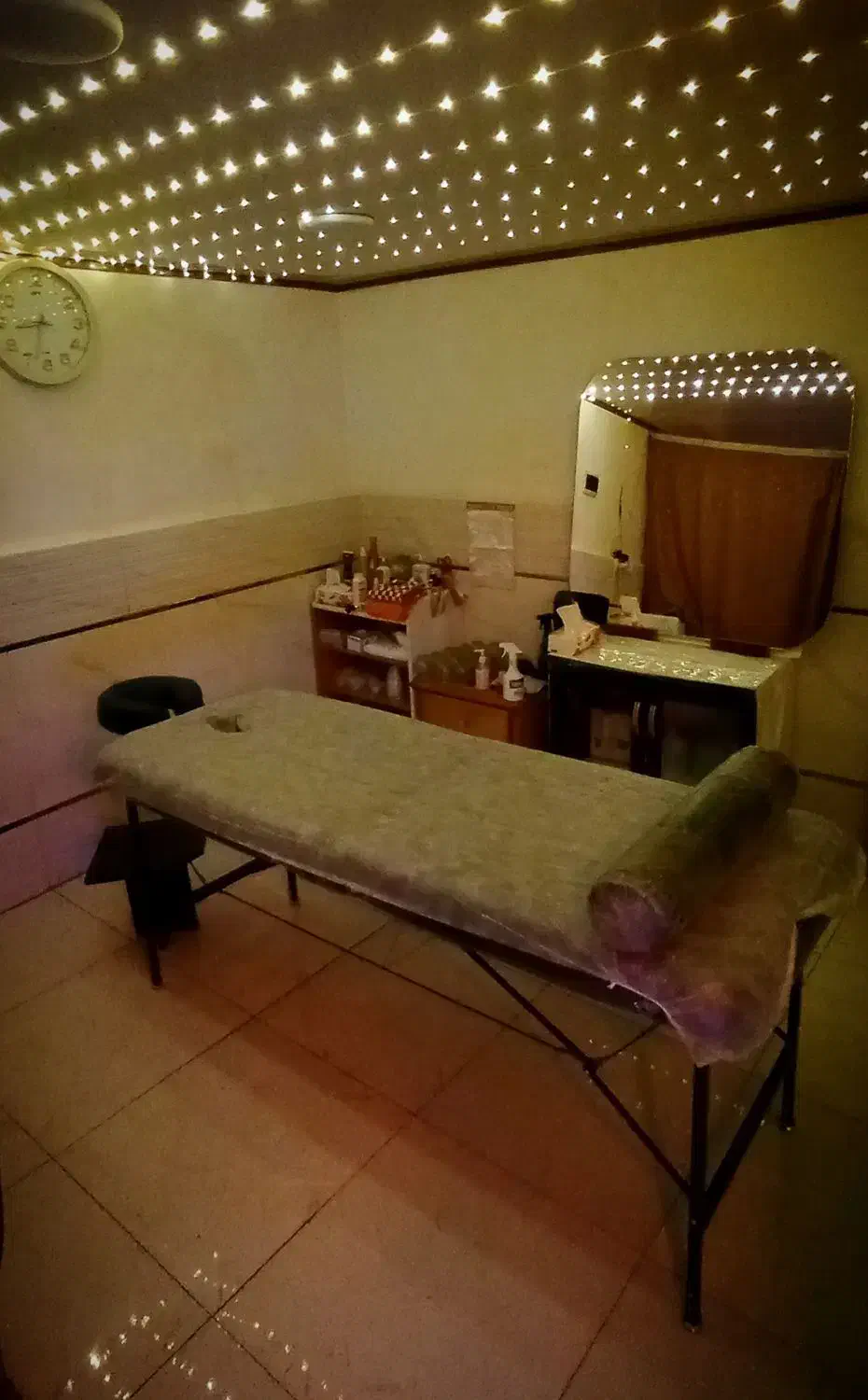 کلینیک خصوصی خدمات درمانی و حجامت درمانی حرفه ای|خدمات آرایشگری و زیبایی|بوکان, |دیوار