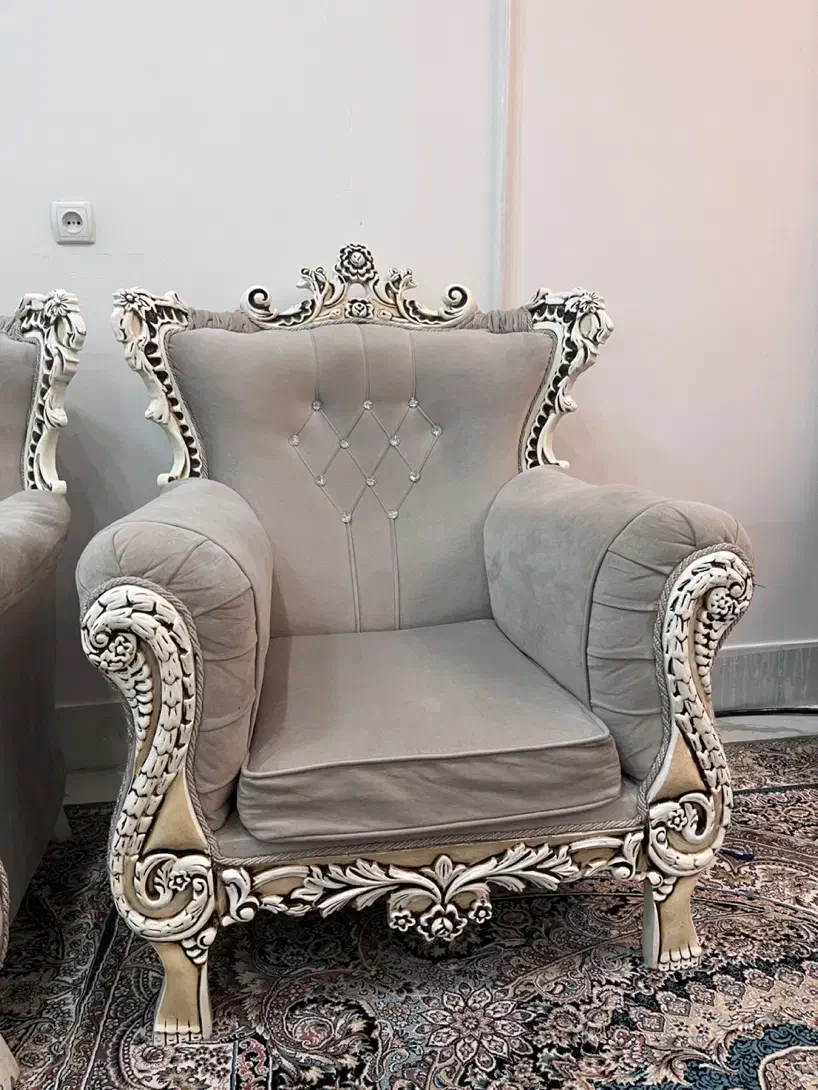 مبلمان نیمه سلطنتی و میزناهارخوری|مبلمان خانگی و میز عسلی|اردکان, |دیوار