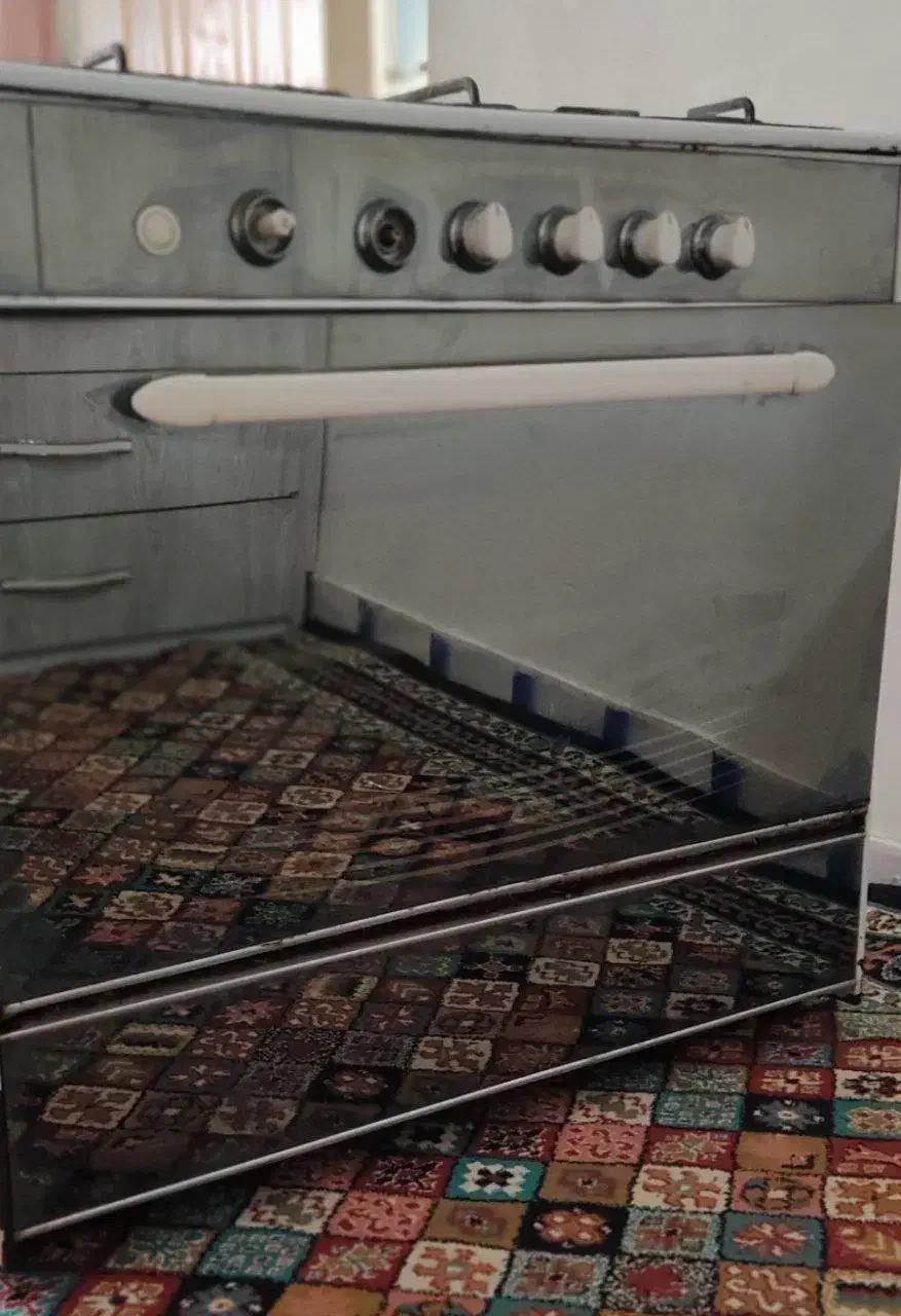 گاژ پنج شعله کار میکند قیمت1یک تمن|اجاق گاز و لوازم برقی پختوپز|مریوان, |دیوار
