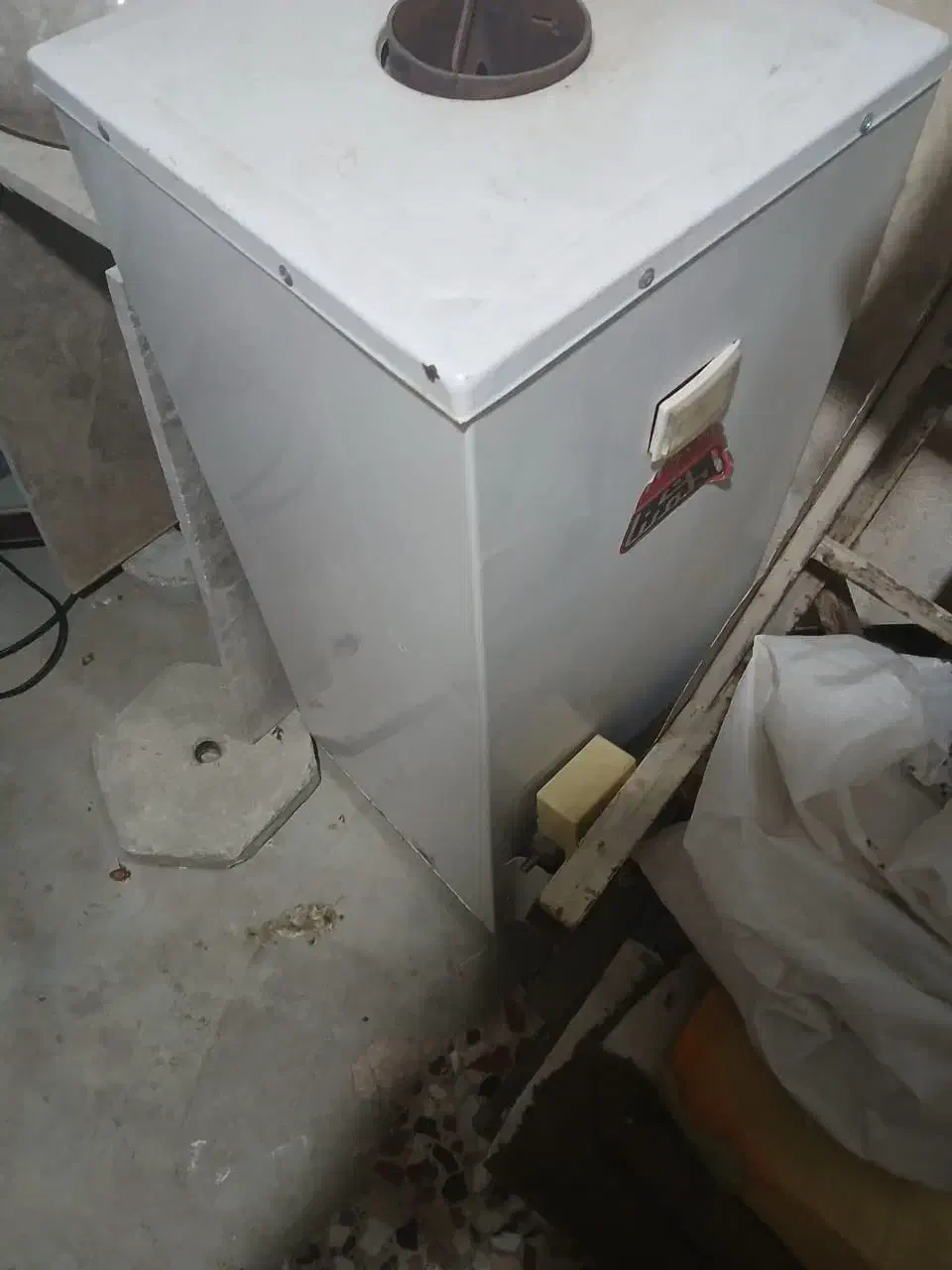 ابگرمکن|آبگرمکن، پکیج، شوفاژ|کازرون, |دیوار