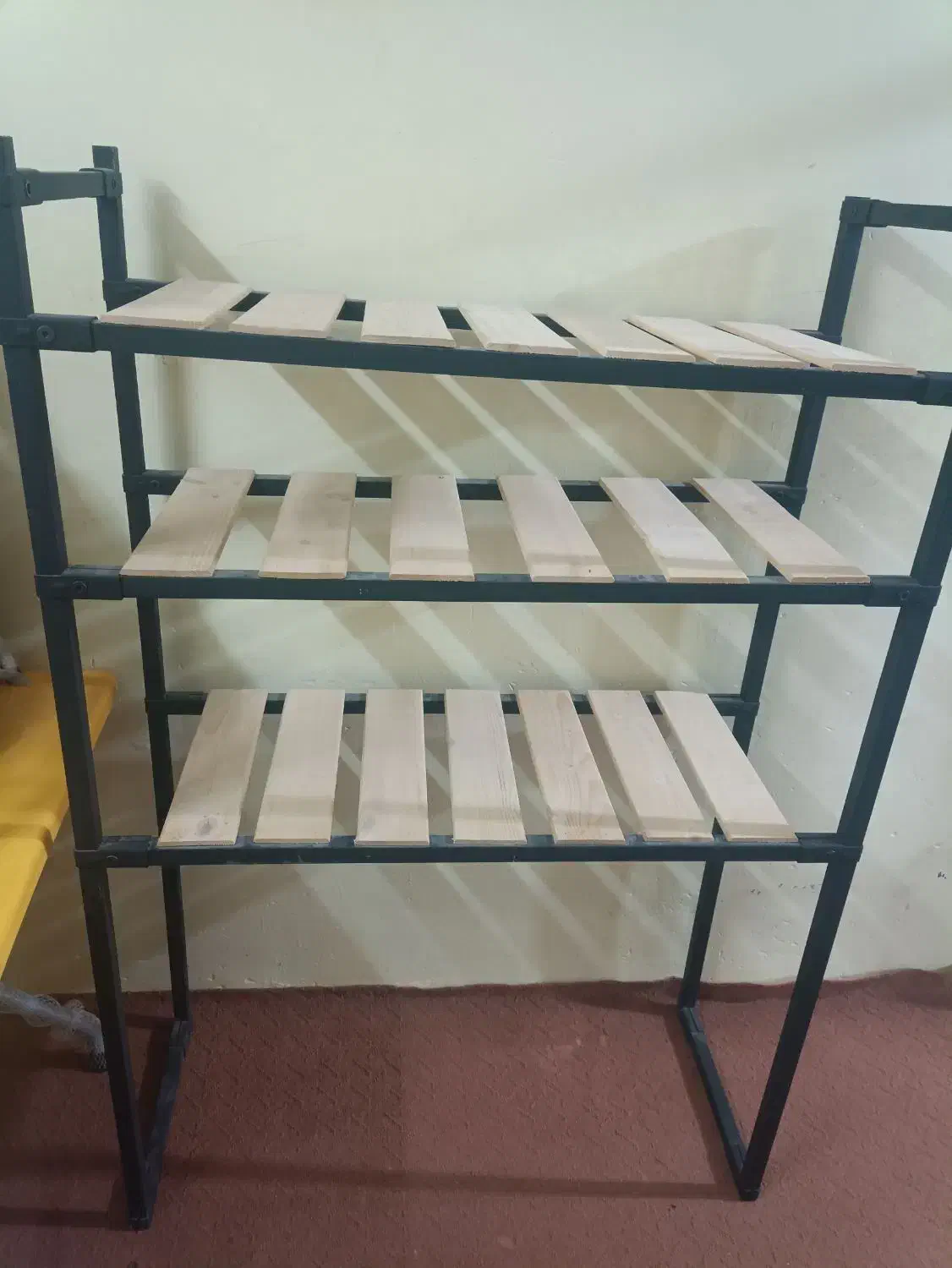 رگال ۳طبقه|کتابخانه، شلف، قفسه‌های دیواری|مشهد, سجادیه|دیوار