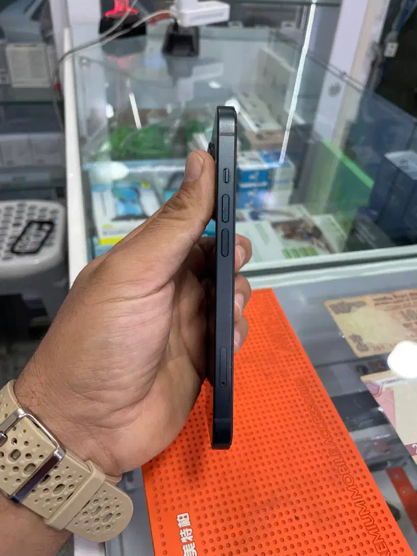 آیفون ۱۳ دوسیم کارت حافظه ۱۲۸ گیگ|موبایل|کرج, پیشاهنگی|دیوار