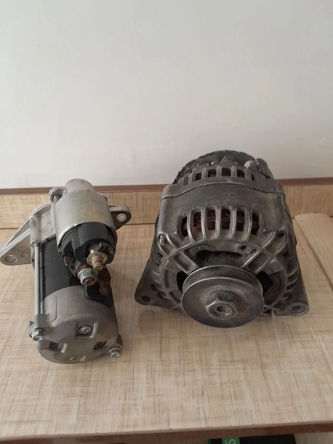 فروش استارت ودینام ومغزی درب صندوق عقب|قطعات یدکی و لوازم جانبی|قهدریجان, |دیوار