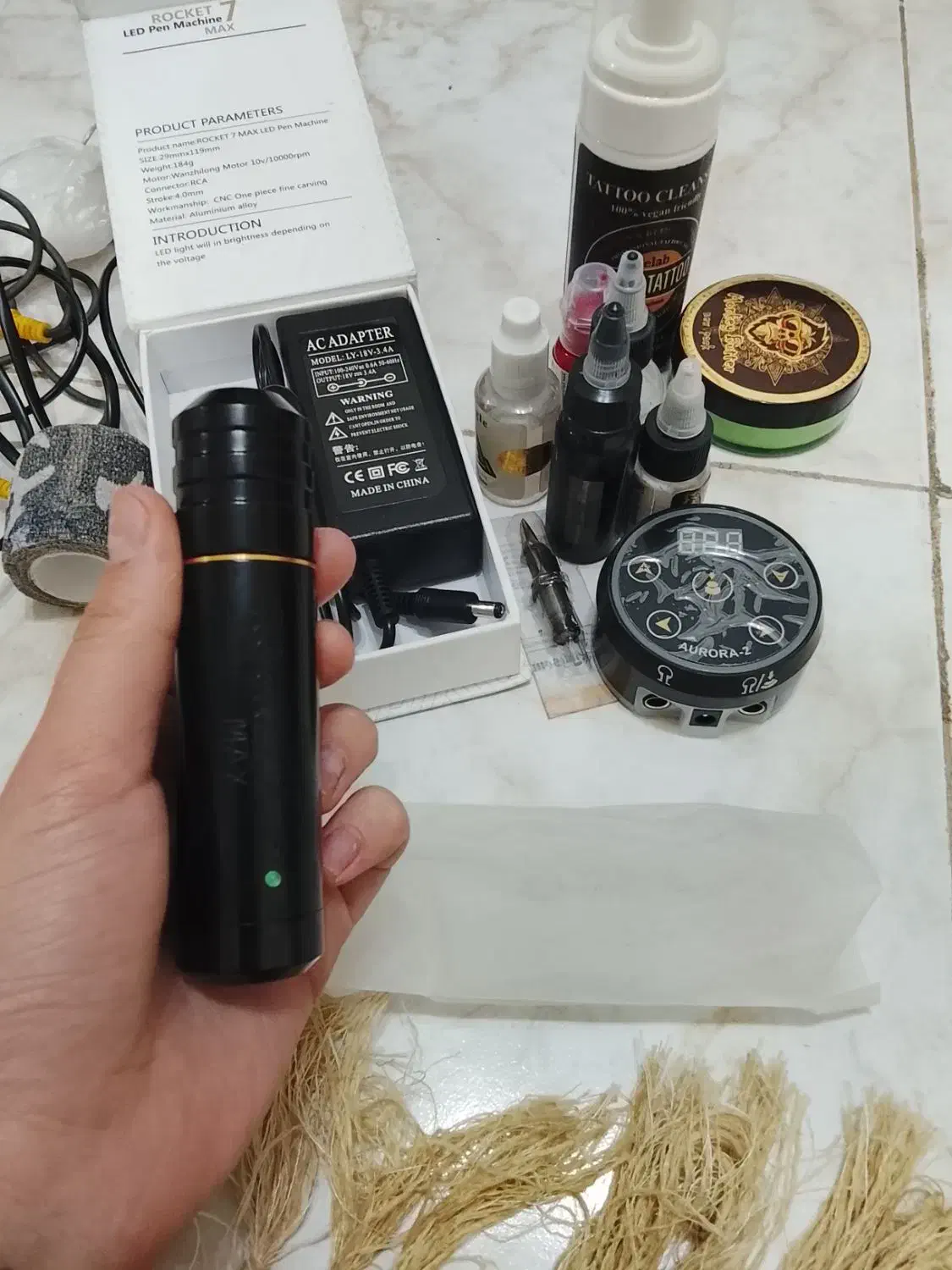 دستگاه تتو|آرایشگاه و سالن‌های زیبایی|رشت, معلولین|دیوار