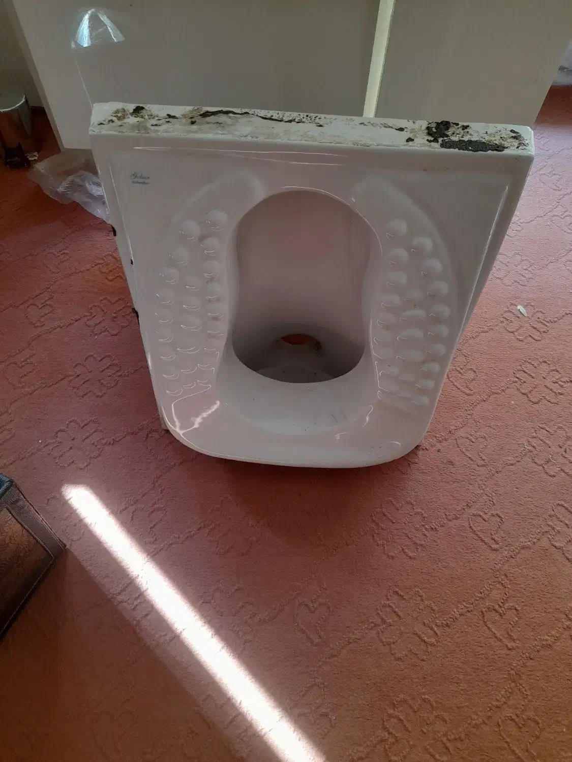 سنگ توالت طبی هلیانتوس|لوازم سرویس بهداشتی|اصفهان, سرچشمه|دیوار