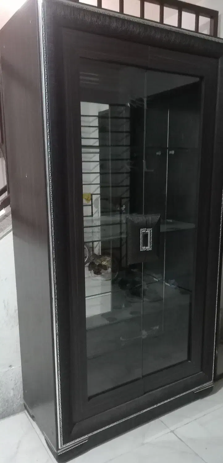 بوفه چوبی در حد نو|بوفه، ویترین، کنسول|شیراز, شهرک گلستان|دیوار