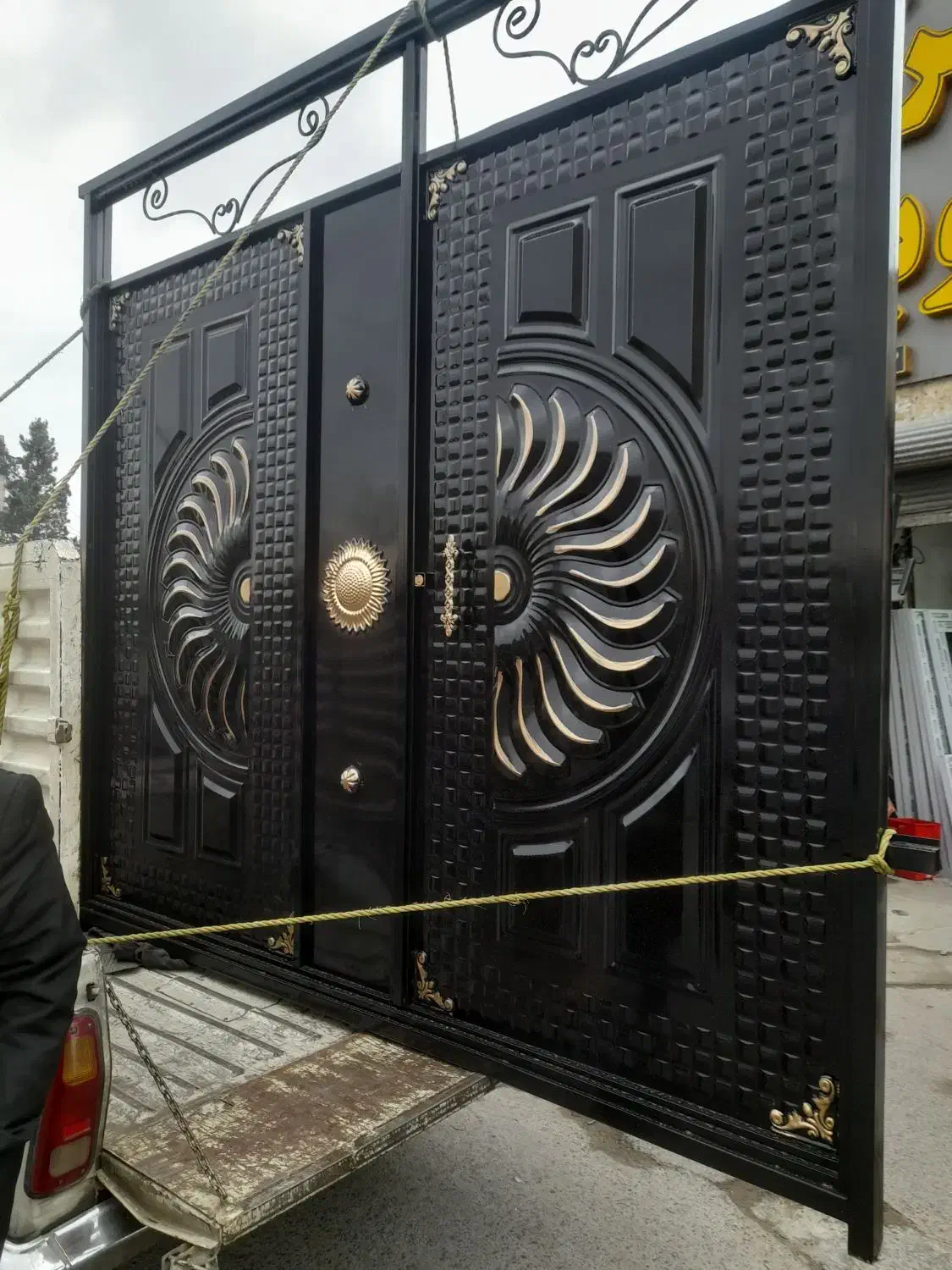 درب پنجره جاوید|مصالح و تجهیزات ساختمان|تبریز, |دیوار