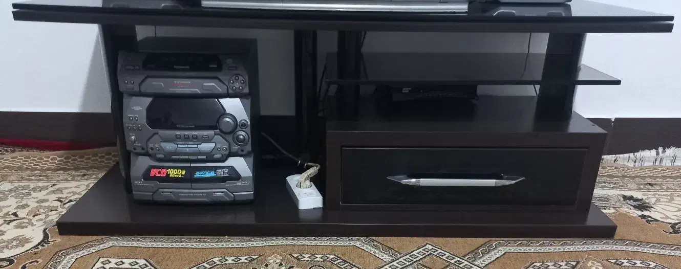 میزتلوزیون درحد نو|میز تلویزیون|بومهن, |دیوار