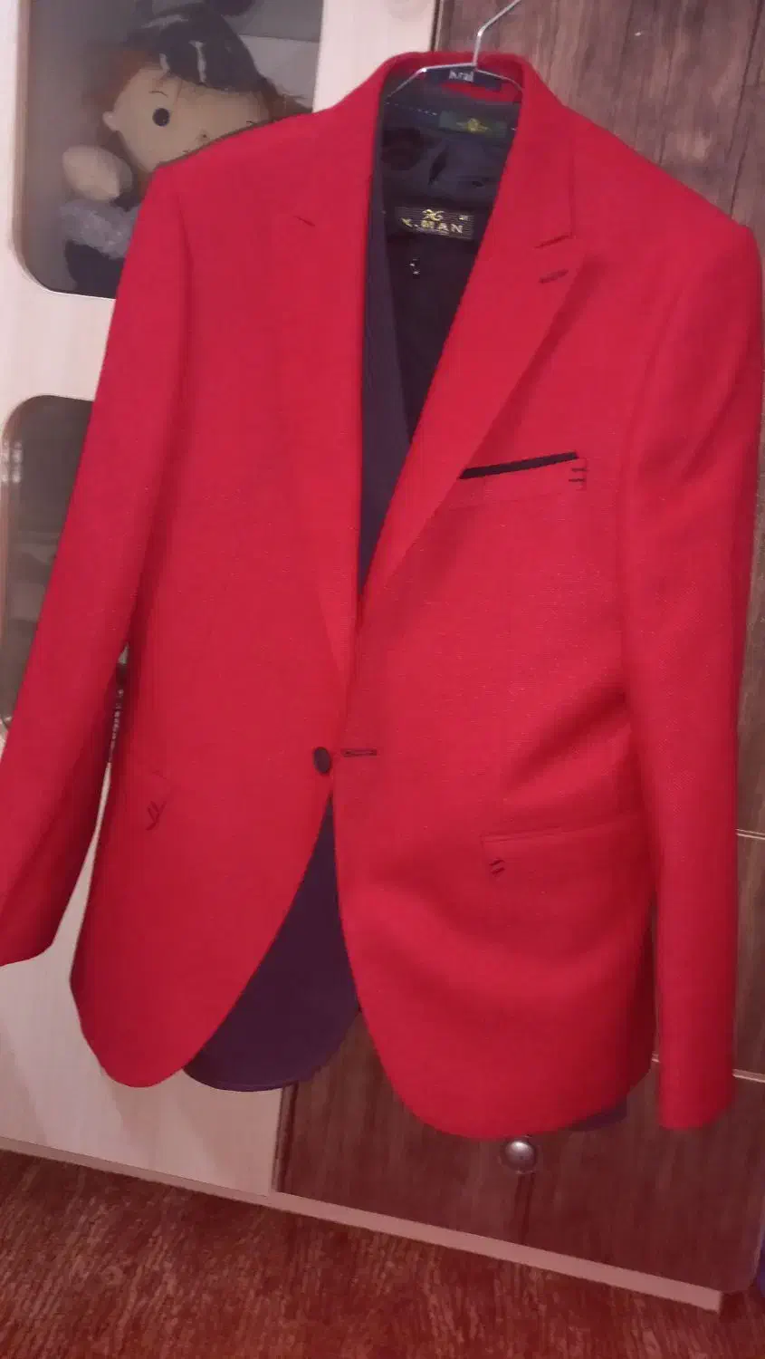 یک کت وشلوار و دو کت تک|لباس|کاشان, ولیعصر|دیوار