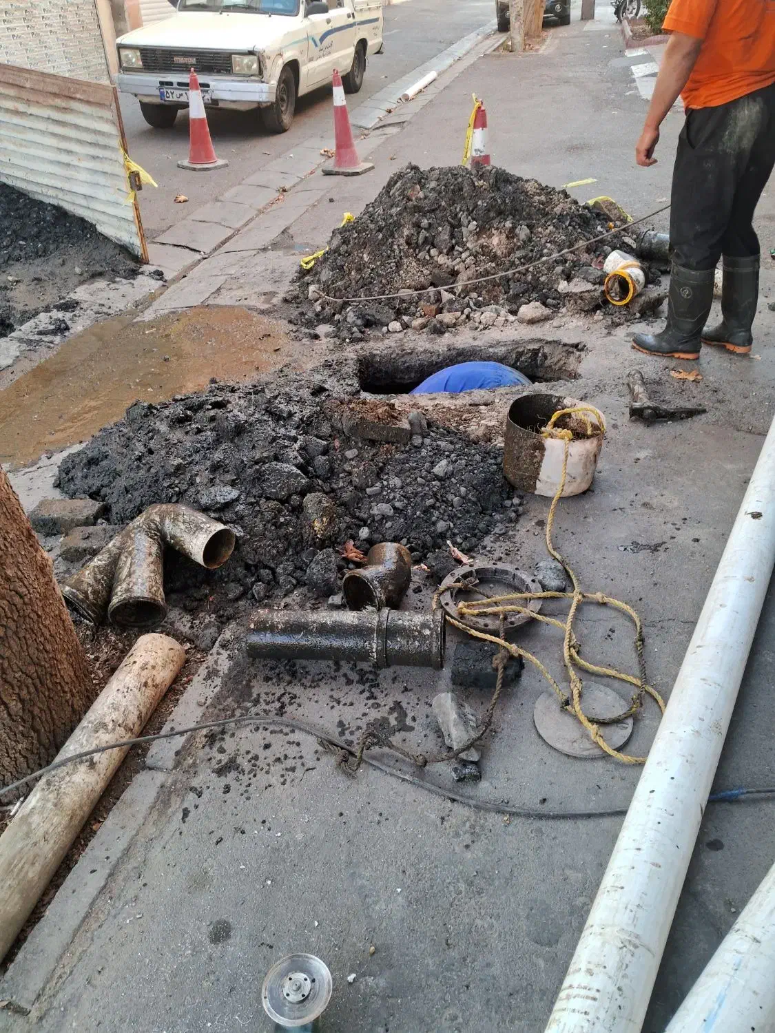 لوله باز کنی و تاسیسات لوله کشی فاضلاب شهری|خدمات پیشه و مهارت|تهران, خواجه نظام الملک|دیوار