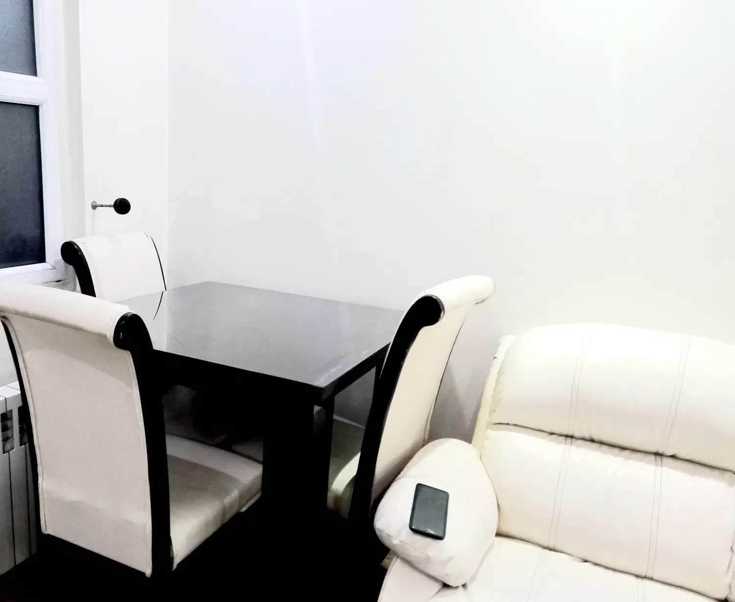 فروش مبل دست دوم چرم ارشیتال|مبلمان خانگی و میز عسلی|تهران, مهران|دیوار