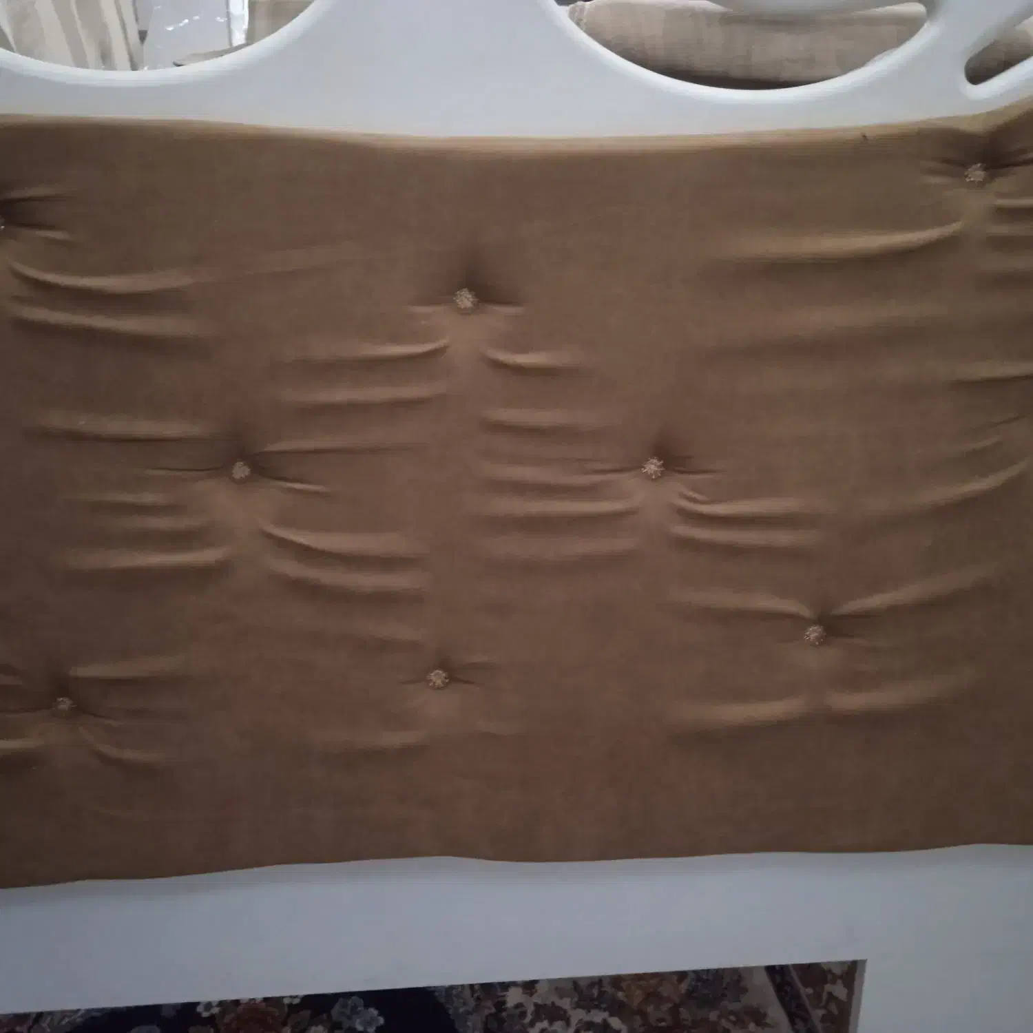 تاج تخت|تخت و سرویس خواب|صومعهسرا, |دیوار