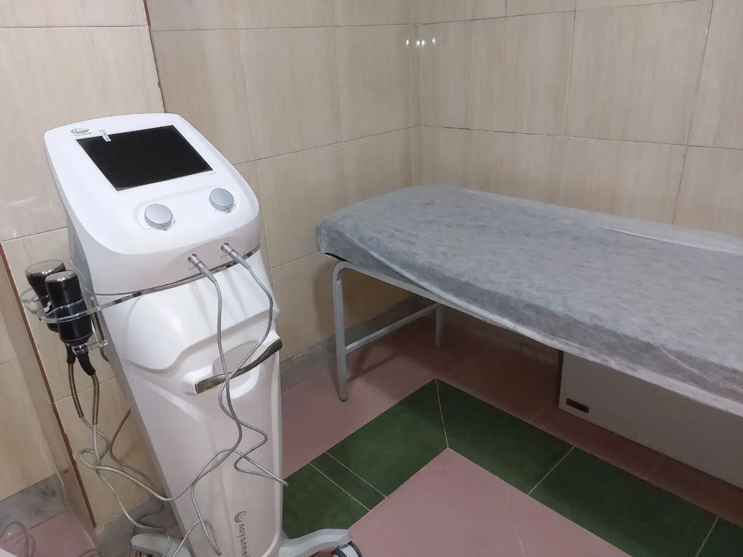 تخفیف ویژه لاغری با دستگاه، ایمن و بدون درد|خدمات آرایشگری و زیبایی|اصفهان, مشکین|دیوار