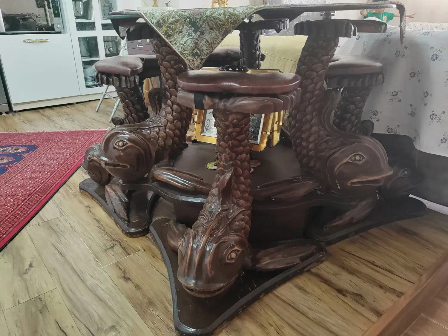 میز ناهارخوری خیلی شیک فانتزی|میز و صندلی غذاخوری|کاشمر, |دیوار