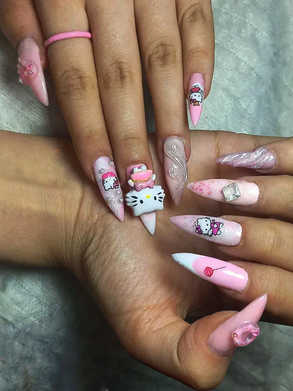 کاشت ناخن فقط 280|خدمات آرایشگری و زیبایی|اصفهان, ملک|دیوار