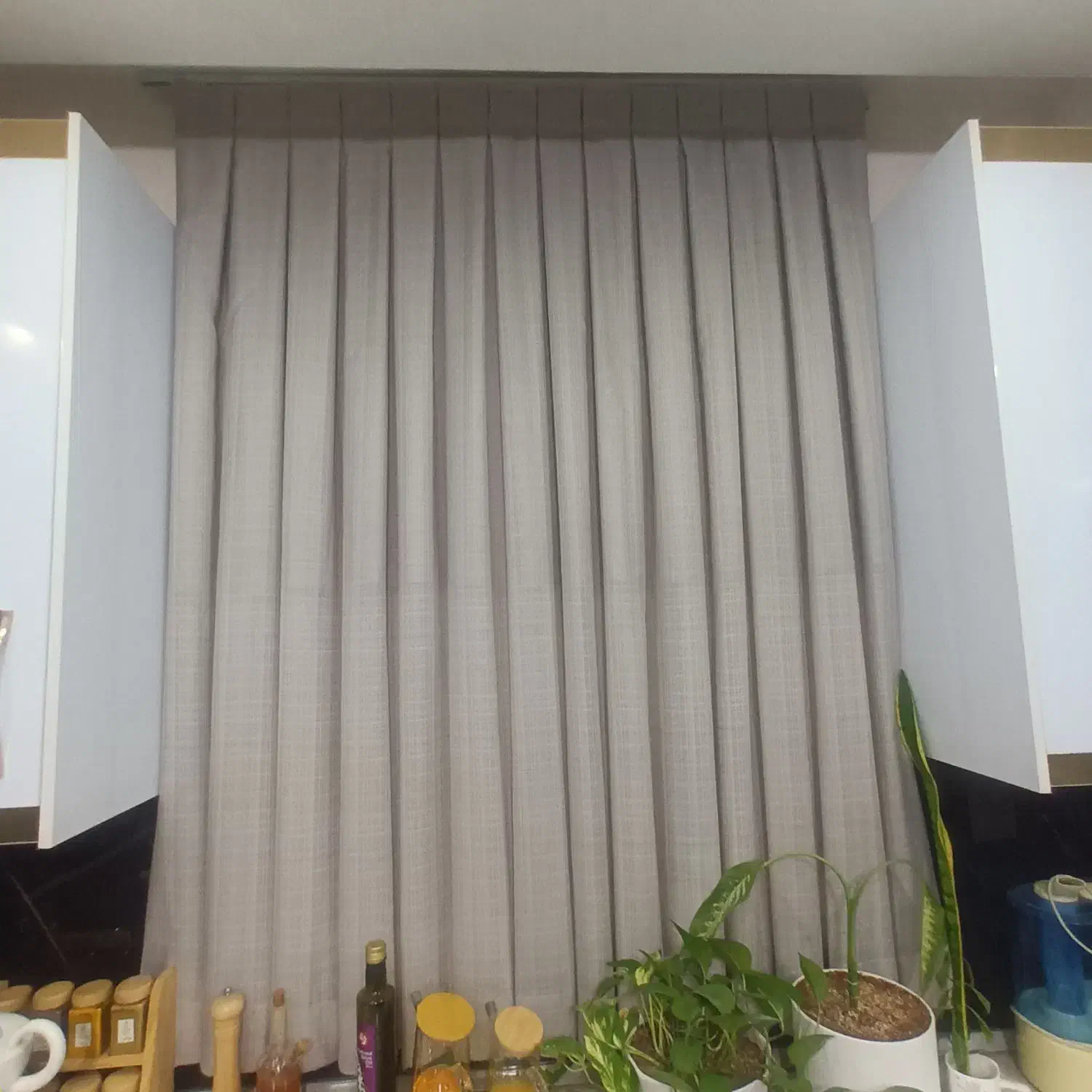 پرده هنوز شسته نشده|پرده، رانر، رومیزی|پاکدشت, پاکدشت (مامازند)|دیوار